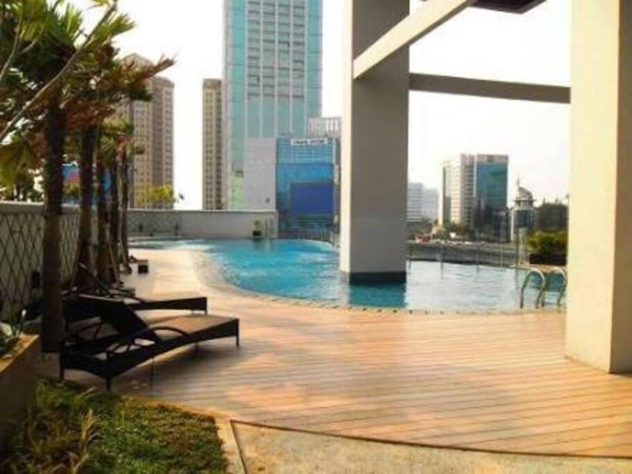Strategic Cozy Hang Out Apartment, Gp Plaza Apartemen *